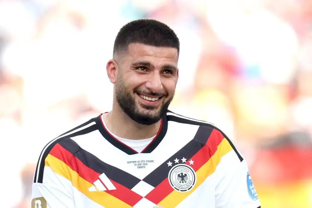 دينيز أونداف.. من عامل مصنع إلى نجم كأس العالم 2026